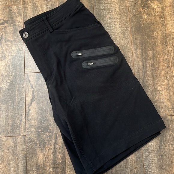 Lululemon Men’s Cadence Utility Short - Picture 6 of 11